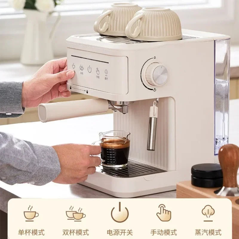 عصا تبخير قوية لتحضير رغوة حليب كريمية غنية للكابتشينو واللاتيه.
Powerful steam wand to create rich, creamy milk froth for cappuccino and latte.